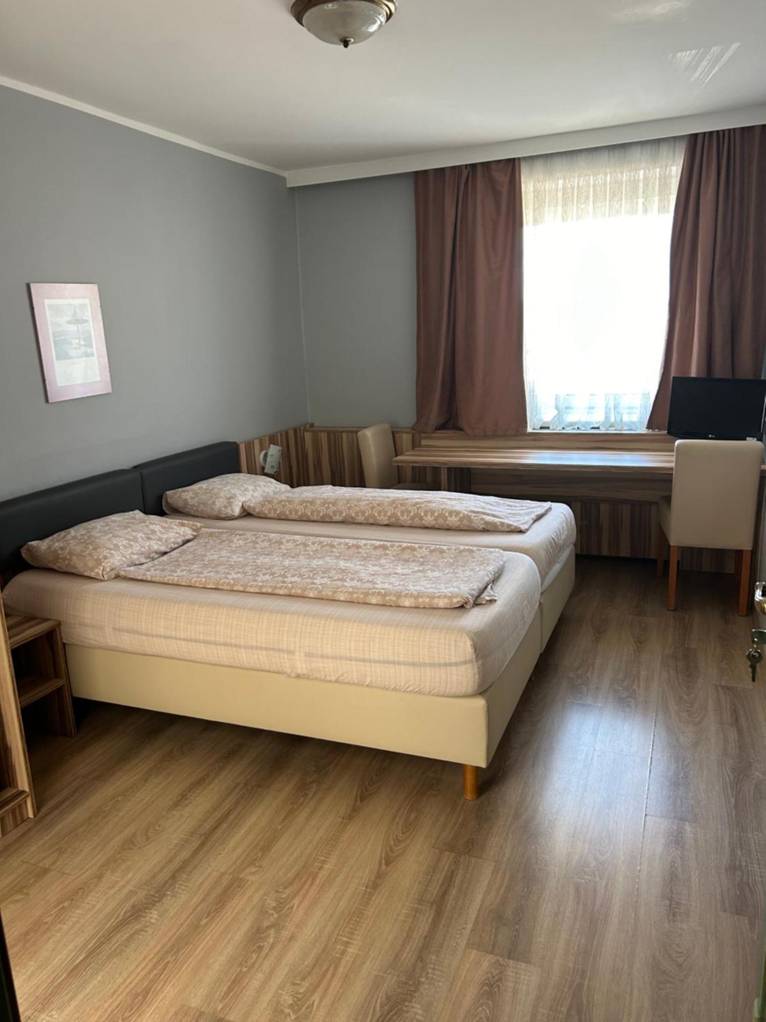 "Am Limes" Hotel Enns Luaran gambar